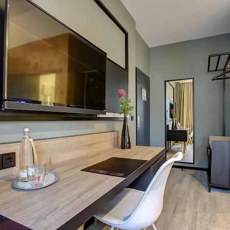 Boutique 3*